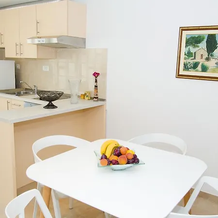 Apartament Put Plokita